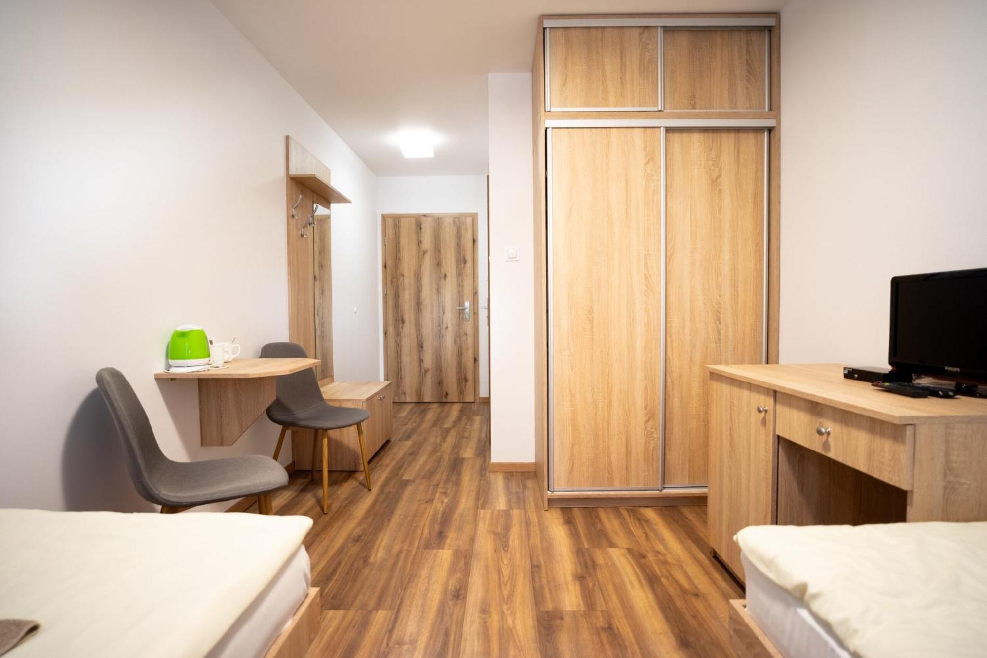 Hotel Plesna Park Zewnętrze zdjęcie