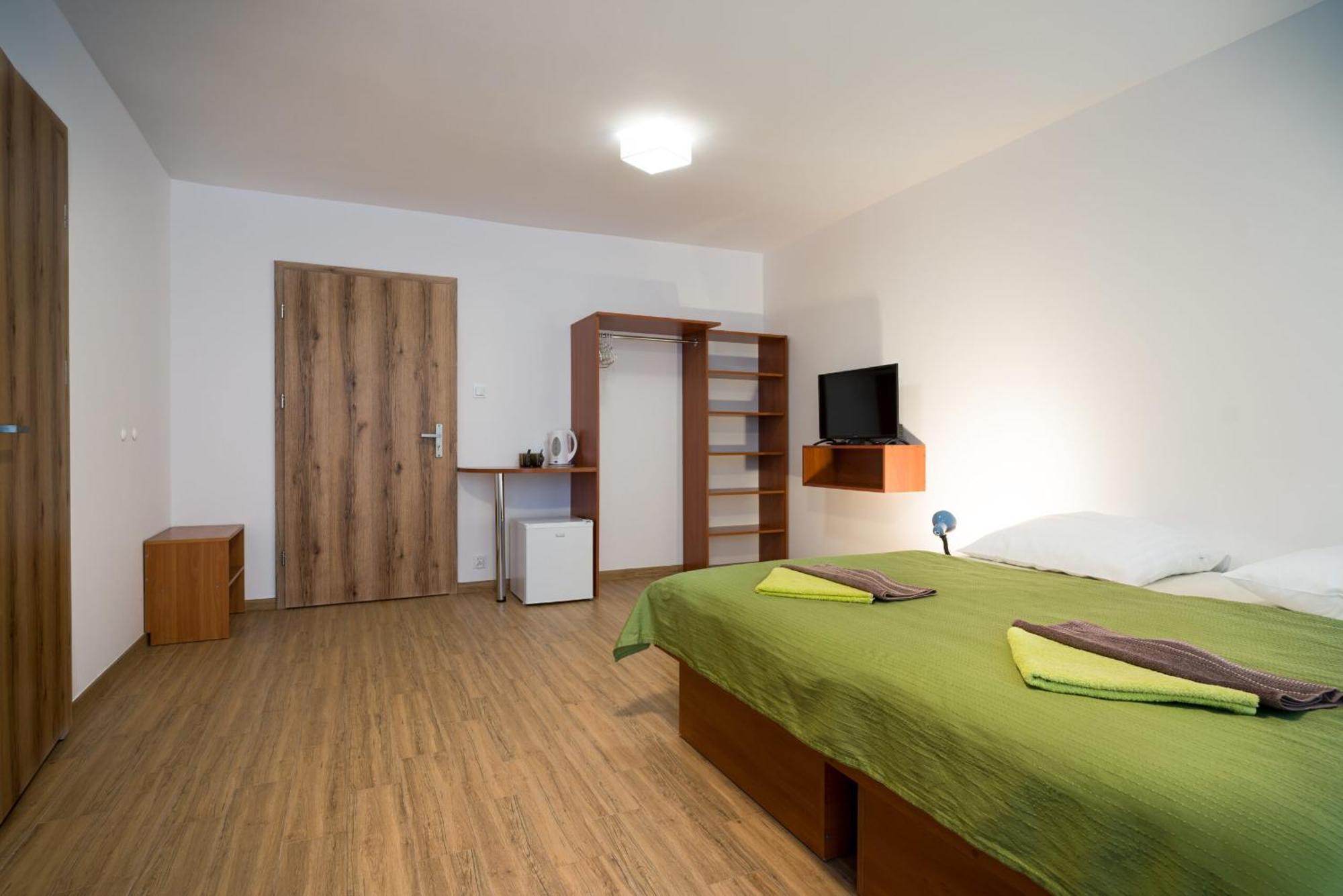 Hotel Plesna Park Zewnętrze zdjęcie