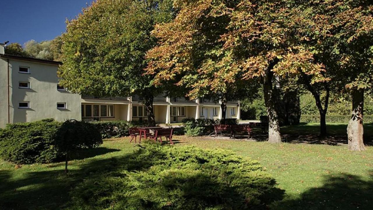 Hotel Plesna Park Zewnętrze zdjęcie